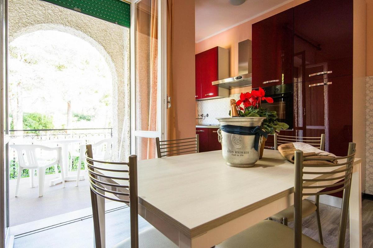 Liguria Apartments Pietra Ligure Eksteriør bilde